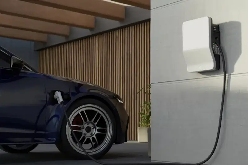 Voiture électrique moderne en recharge, exemple de mobilité contemporaine